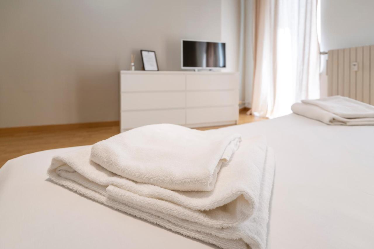 Cadorna Apartments Milano Eksteriør bilde